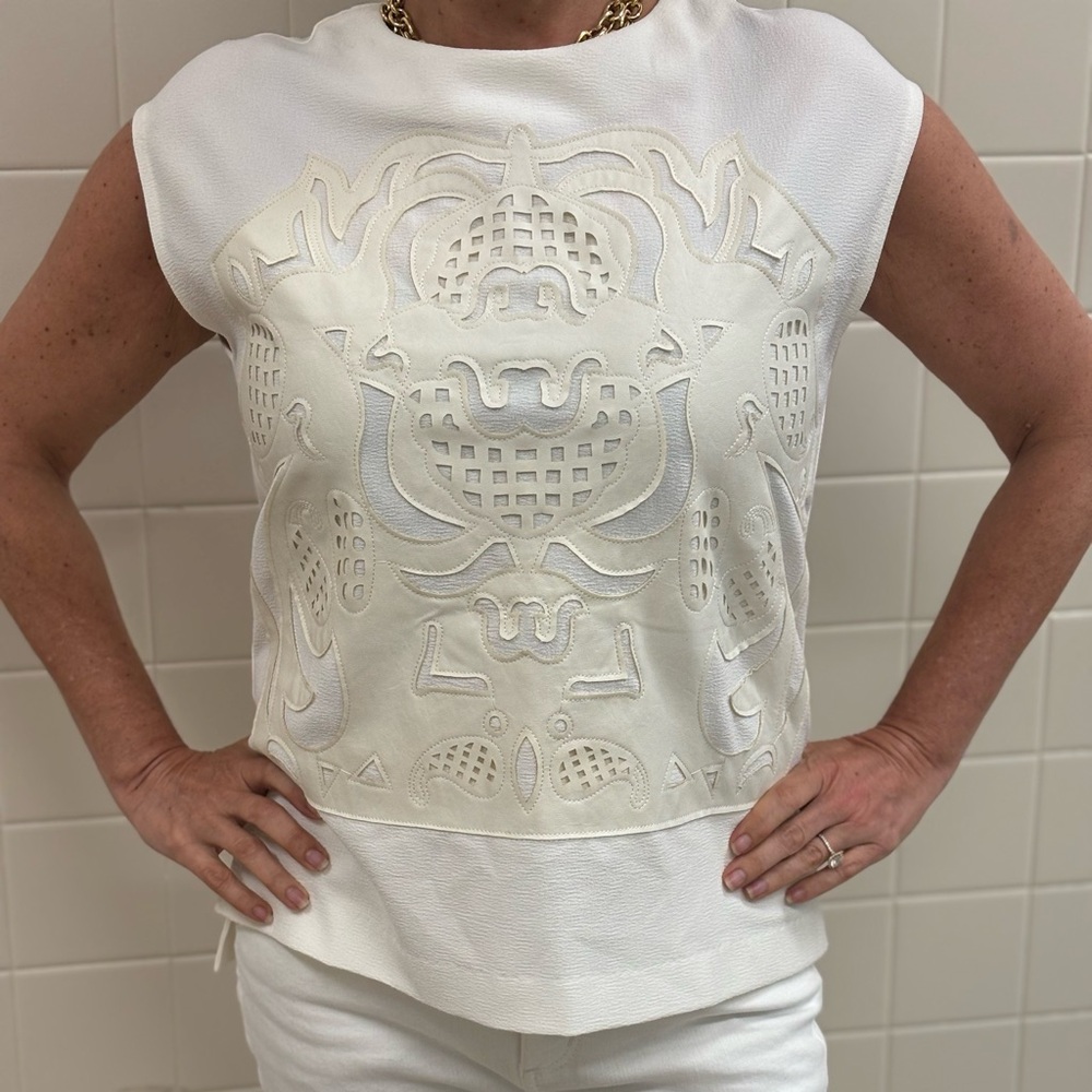 Anthropologie Greylin Embroidered Sleeveless Modern White Top Date Night Small
